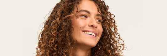 Routine capillaire naturelle cheveux bouclés
